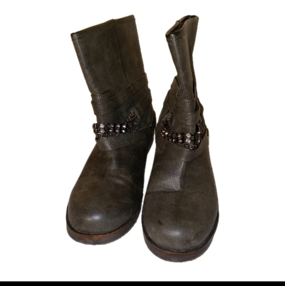 Coconuts by Matisse Berriman Chain Embellished Boots 5M - Picture 3 of 9